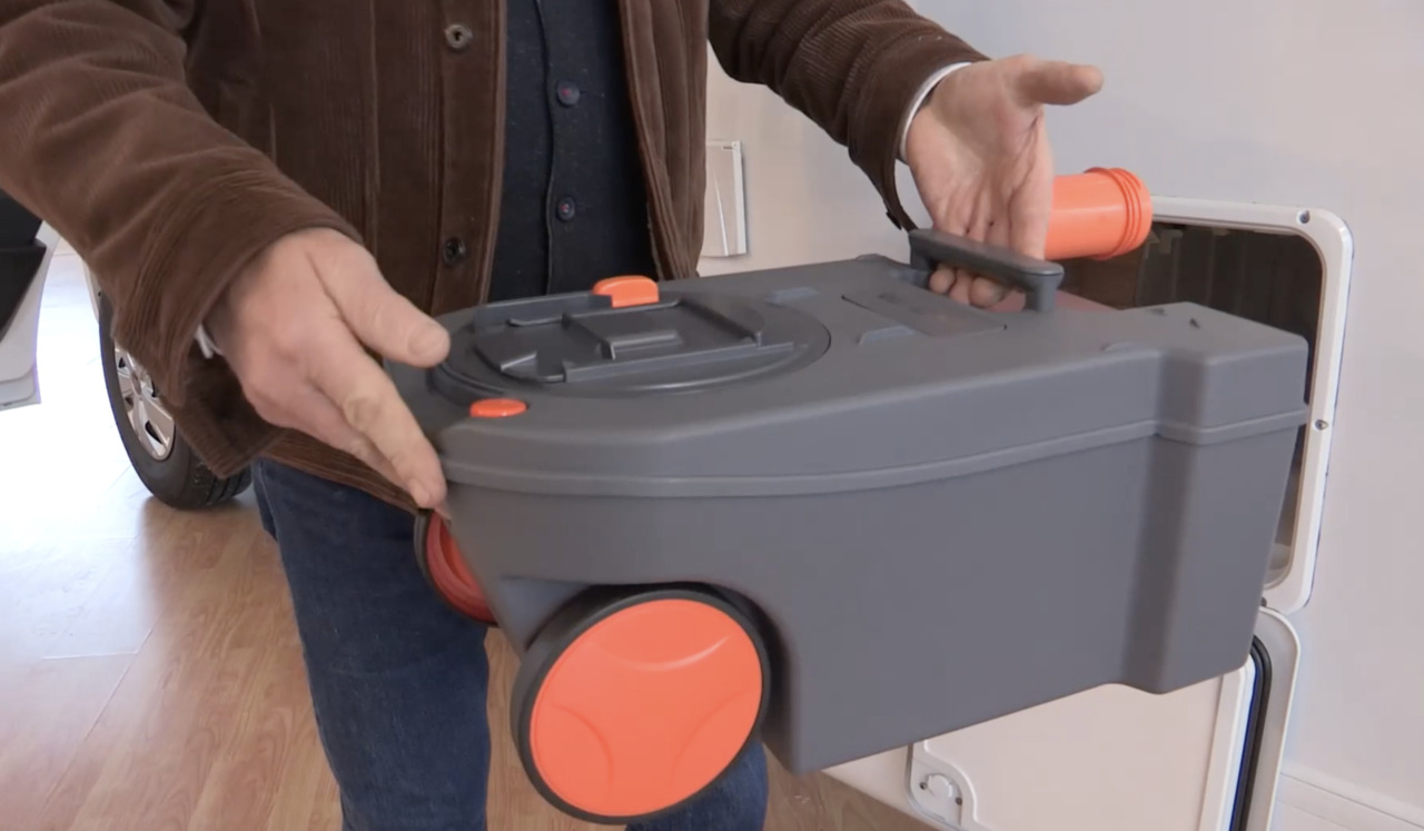 Legen van campertoilet