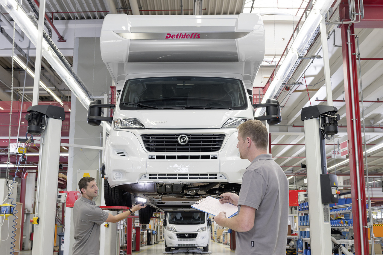 RE-CAMP schadeherstel bedrijf