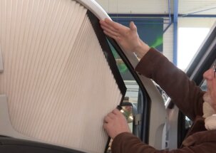 Plissé verduistering in de camper cabine